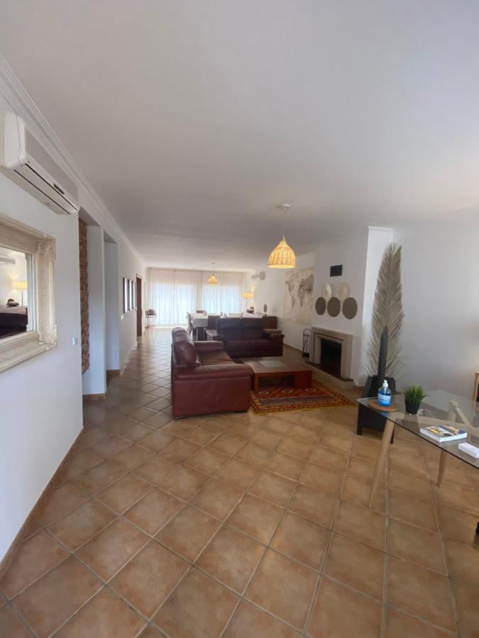 Aloha Burgau Guesthouse מראה חיצוני תמונה