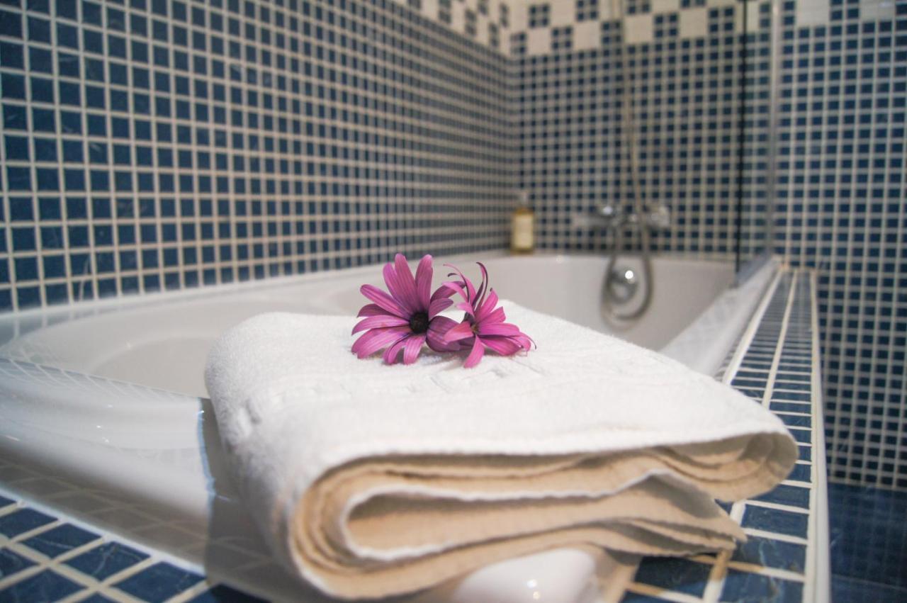 Aloha Burgau Guesthouse מראה חיצוני תמונה